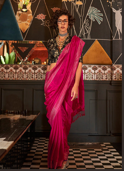 Rani Pink Viscose Handloom Weaving Contrast Blouse Saree