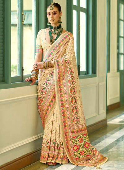 Banarasi Kashmiri Weaving Design With Meenakari Bridesmaid Cream Saree