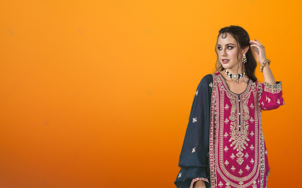 Buy Exclusive Winter Wear for Women in India - The Svaya